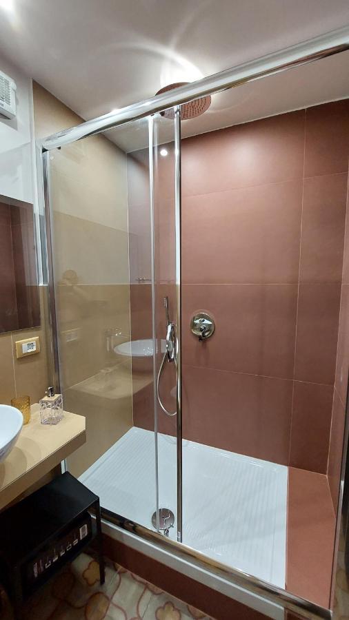 I 3 Principi, Garibaldi Suites CTA Exteriör bild